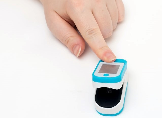 Fitbit「血中酸素ウェルネス」とは？あなたのFitbitに表示させる設定方法を解説